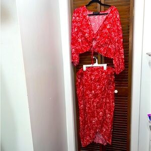 Eloquii Floral Keyhole Crop Top/Skirt set